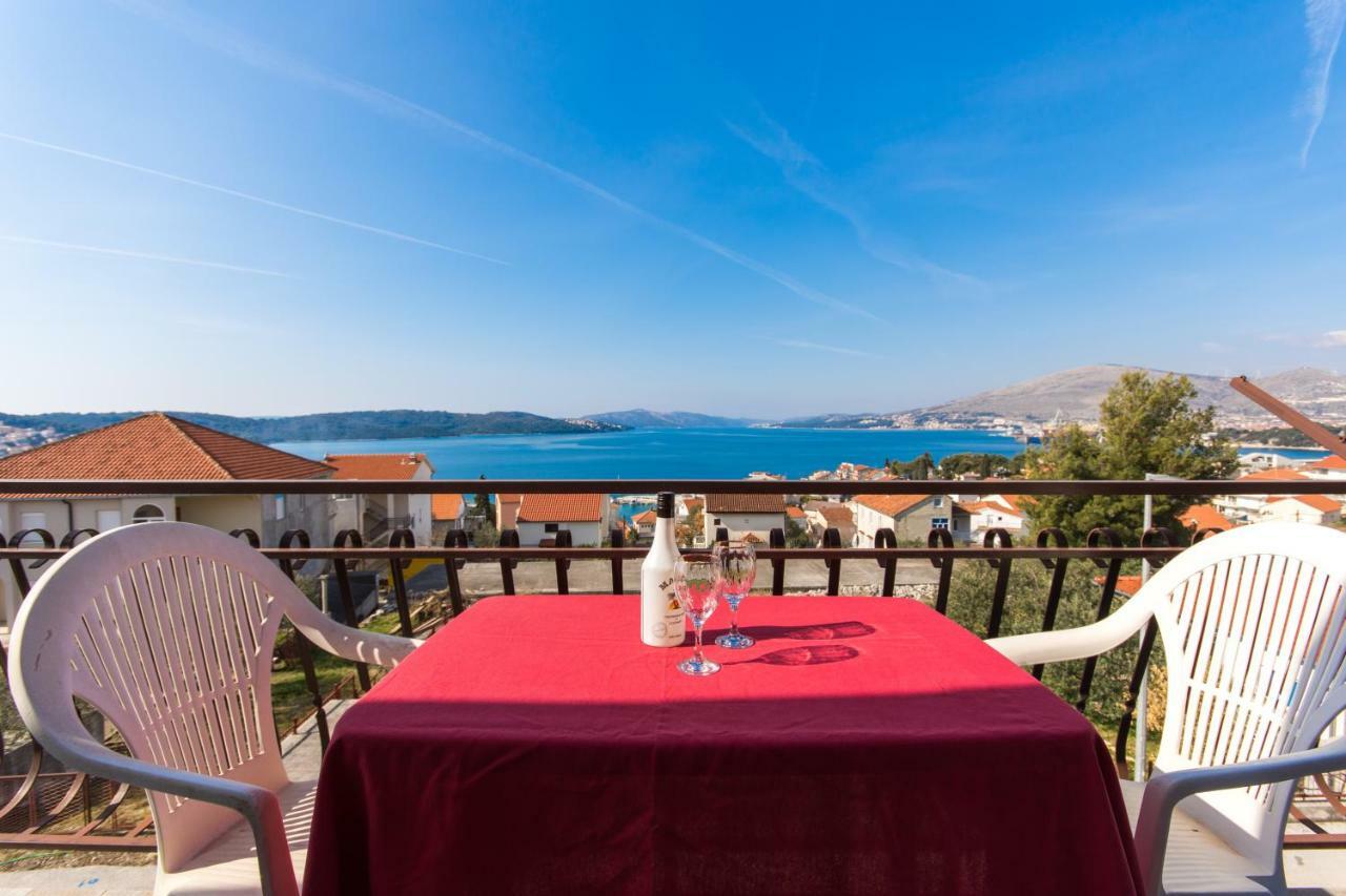 Apartmani Island Trogir Exterior photo
