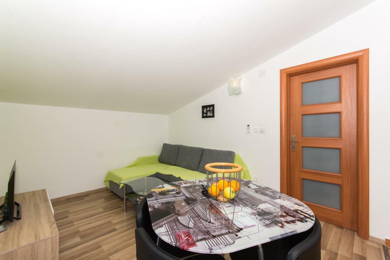 Apartmani Island Trogir Exterior photo
