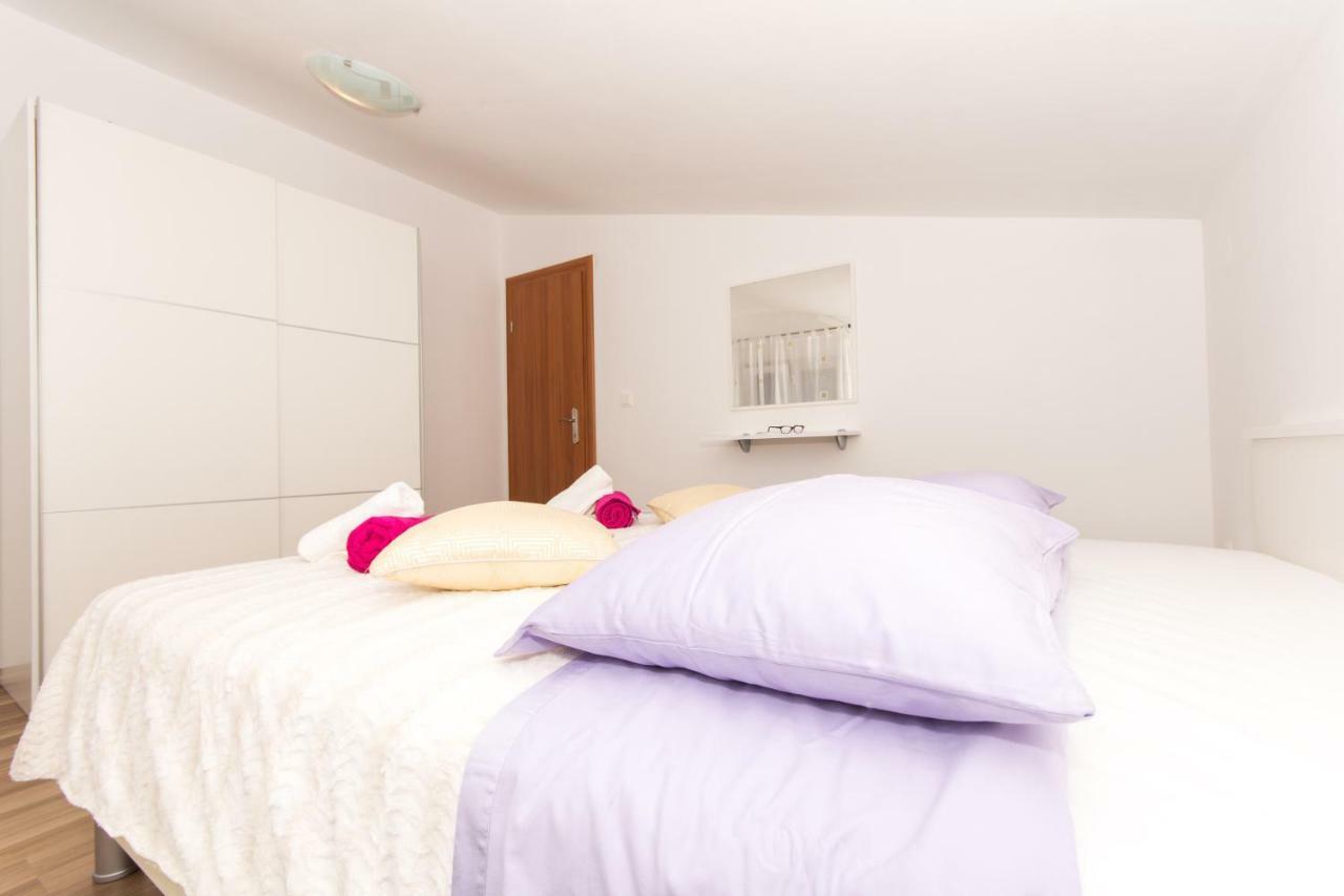 Apartmani Island Trogir Exterior photo
