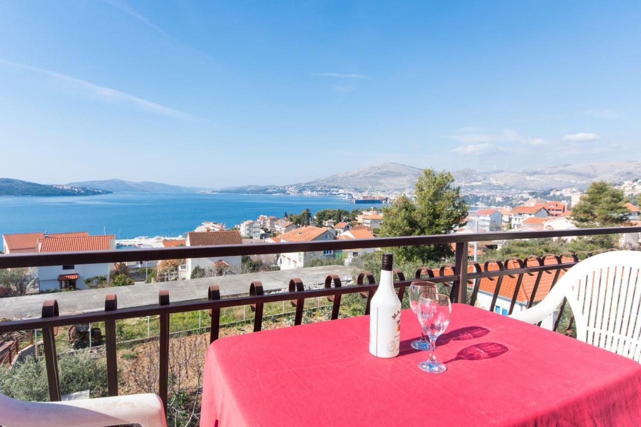 Apartmani Island Trogir Exterior photo