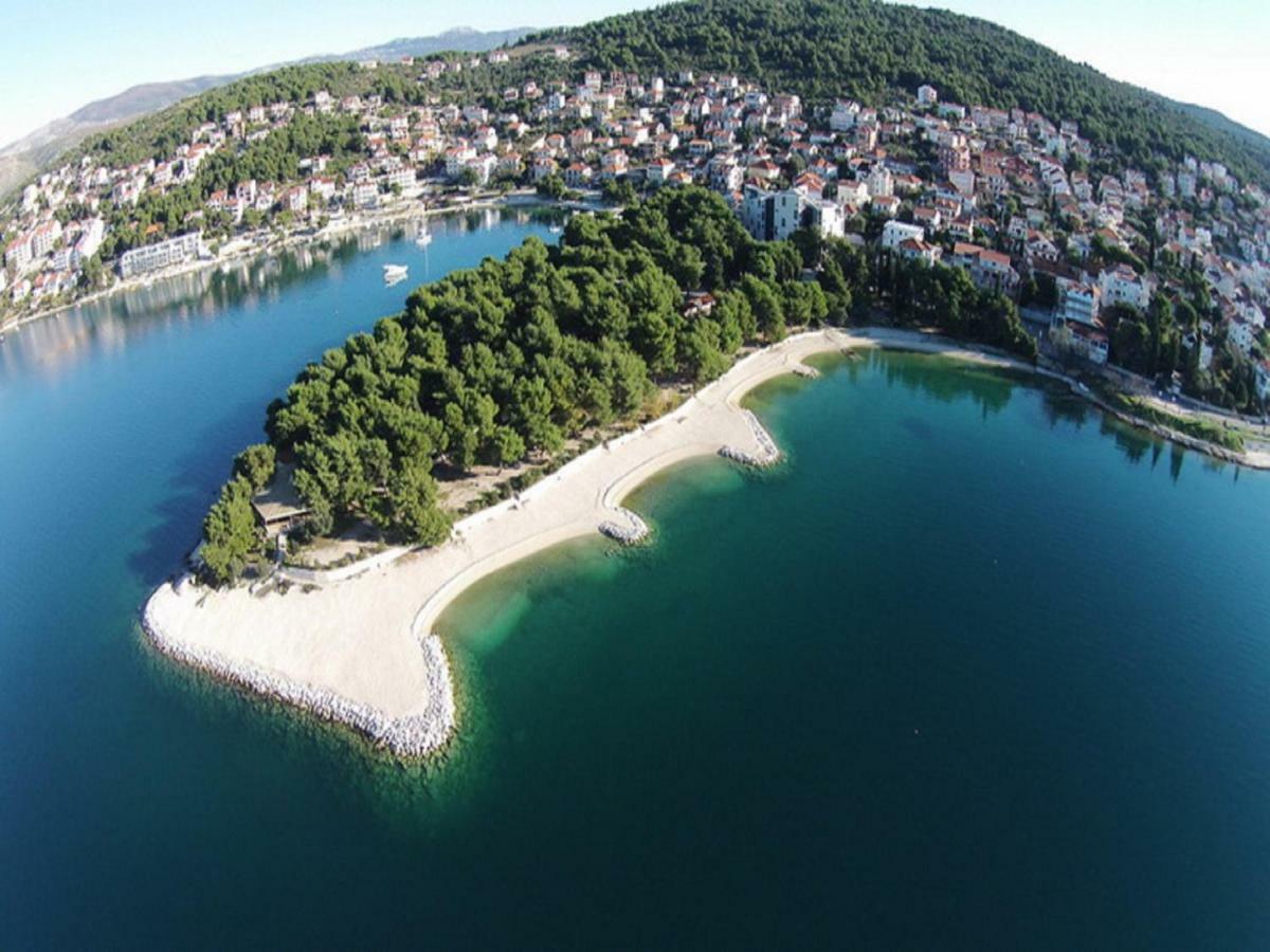 Apartmani Island Trogir Exterior photo