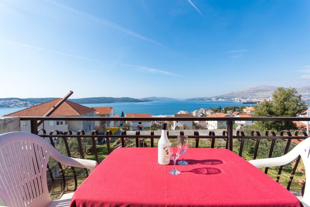 Apartmani Island Trogir Exterior photo