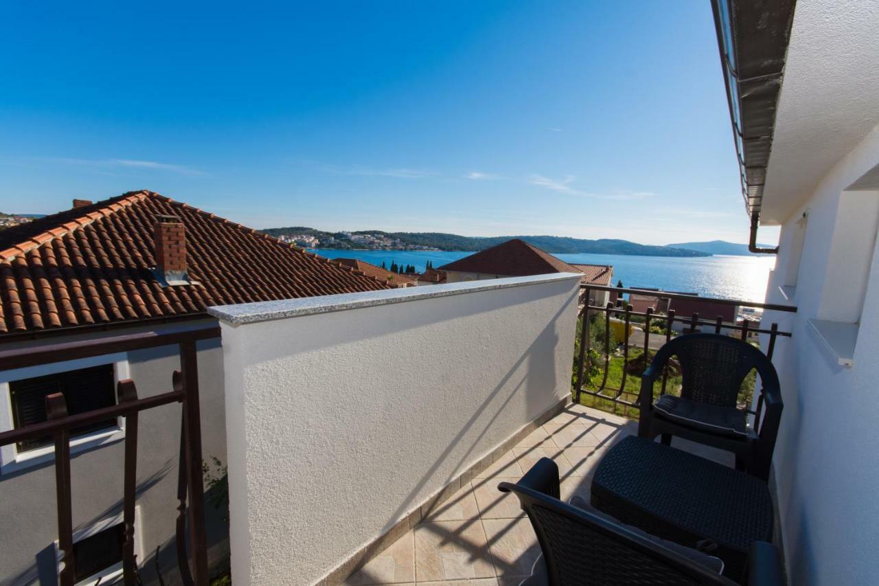 Apartmani Island Trogir Exterior photo