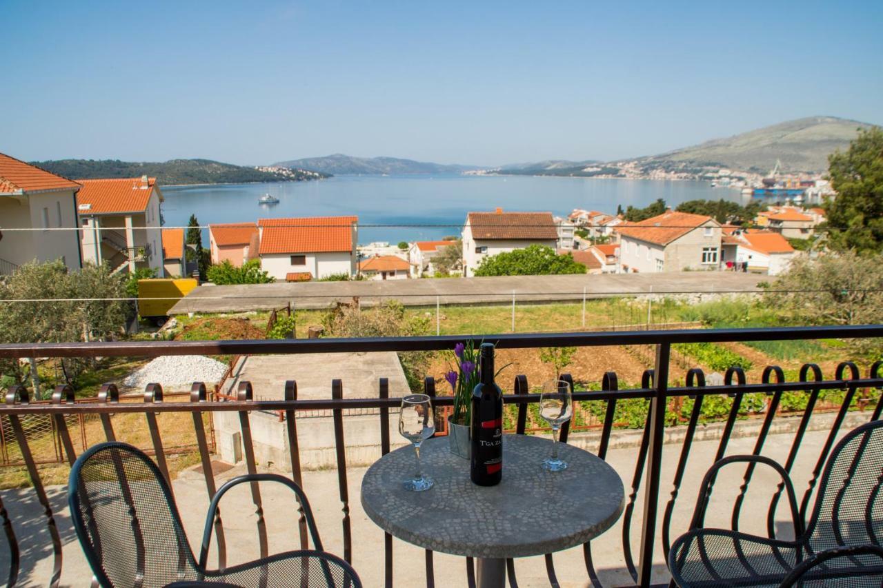 Apartmani Island Trogir Exterior photo